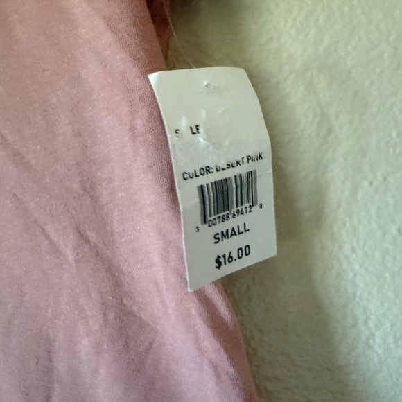 ❇️Reel Legends Pink Graphic Tee 2 for $22 ❇️ - Picture 4 of 4